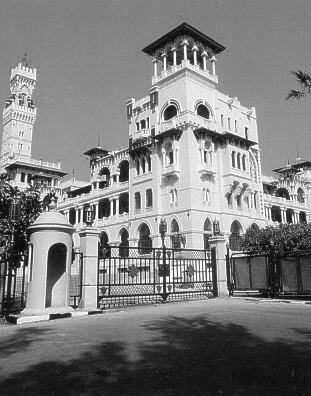 100 великих дворцов мира - i_104.jpg