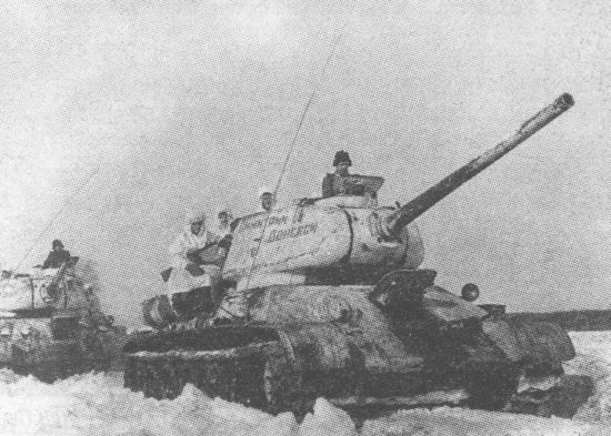 Т-34 в бою - _319.jpg