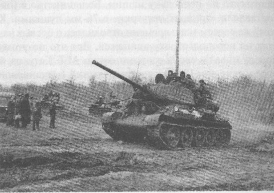 Т-34 в бою - _320.jpg
