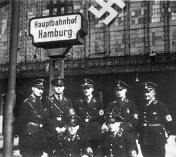 СС. Охранные отряды НСДАП - i_074.jpg