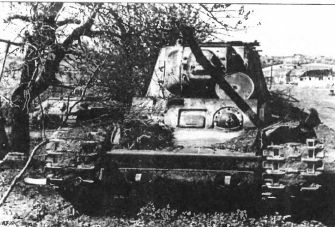 Тяжёлый танк КВ в бою - _231.jpg