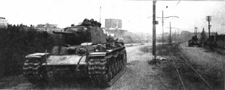 Тяжёлый танк КВ в бою - _282.jpg