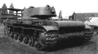 Тяжёлый танк КВ в бою - _322.jpg