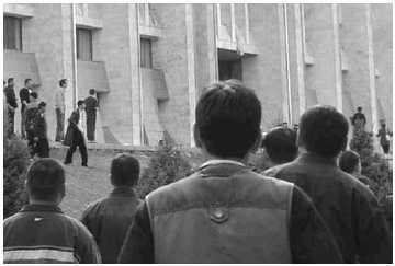 Киргизский переворот - i_005.jpg