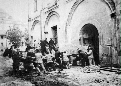 Тайны московских монастырей - i_040.jpg