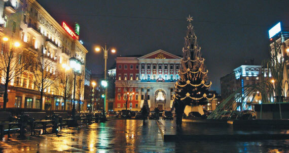 Москва в кино. 100 удивительных мест и фактов из любимых фильмов - i_188.jpg