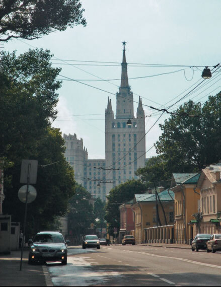 Москва в кино. 100 удивительных мест и фактов из любимых фильмов - i_335.jpg