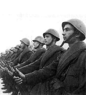 Итальянская армия. 1940–1943. Африканский театр военных действий - i_045.jpg