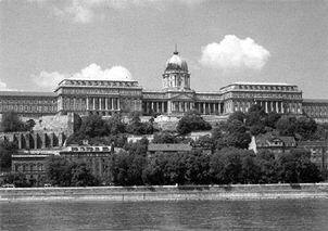 Сенсационные ограбления и кражи - i_041.jpg