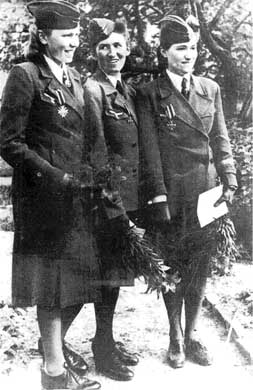 Женские вспомогательные службы Германии во Второй мировой войне - i_061.jpg