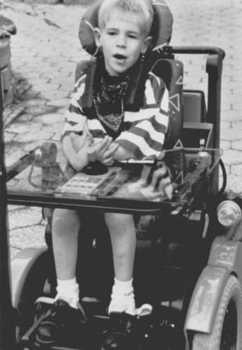 Помощь детям с церебральным параличом - r133.jpg