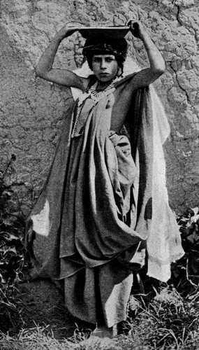 Расовая женская красота - i_128.jpg