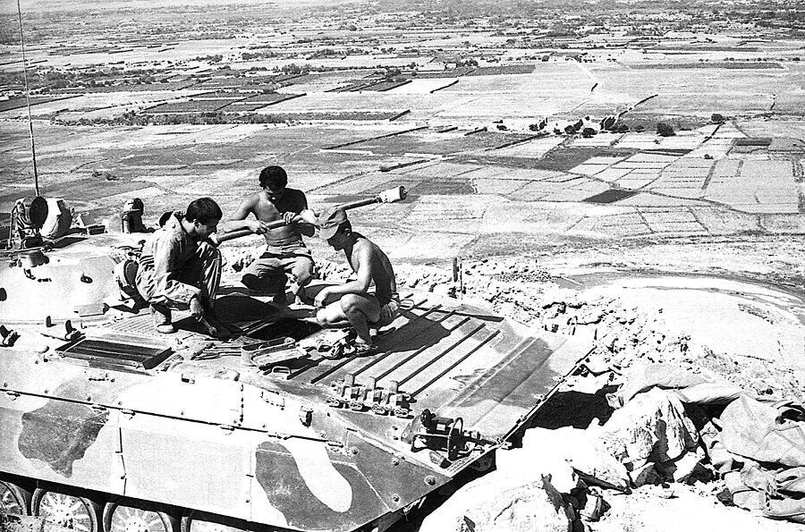 Шелковый путь. Записки военного разведчика - i_009.jpg