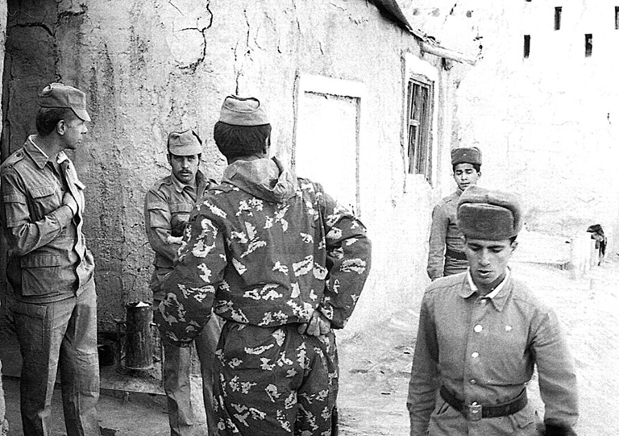 Шелковый путь. Записки военного разведчика - i_022.jpg