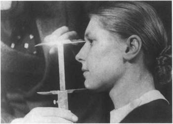 Повседневная жизнь Берлина при Гитлере - i_042.jpg