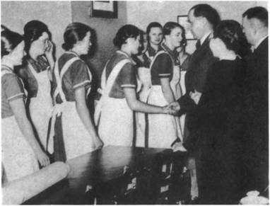 Повседневная жизнь Берлина при Гитлере - i_050.jpg