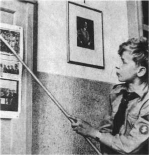 Повседневная жизнь Берлина при Гитлере - i_054.jpg