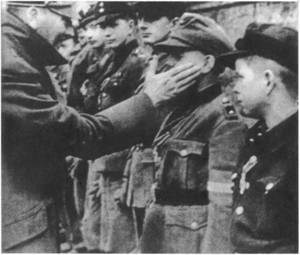 Повседневная жизнь Берлина при Гитлере - i_055.jpg