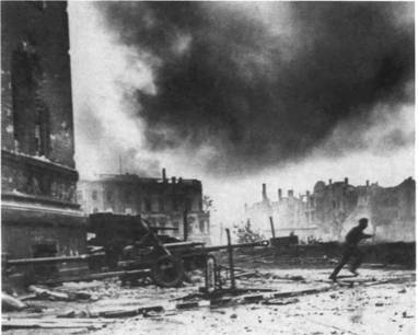 Повседневная жизнь Берлина при Гитлере - i_056.jpg