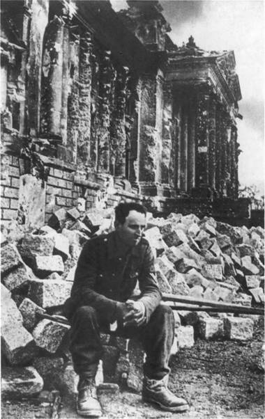 Повседневная жизнь Берлина при Гитлере - i_065.jpg