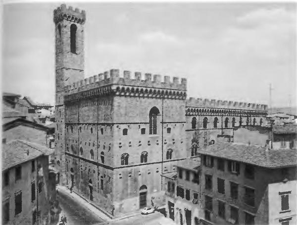 Повседневная жизнь Флоренции во времена Данте - i_014.jpg