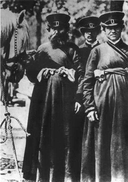 Повседневная жизнь Петербурга на рубеже XIX— XX веков; Записки очевидцев - _33.jpg