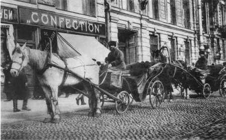 Повседневная жизнь Петербурга на рубеже XIX— XX веков; Записки очевидцев - _34.jpg