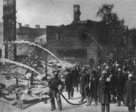 Повседневная жизнь Петербурга на рубеже XIX— XX веков; Записки очевидцев - _63.jpg