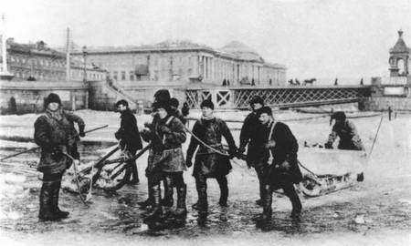 Повседневная жизнь Петербурга на рубеже XIX— XX веков; Записки очевидцев - _12.jpg