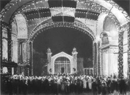 Повседневная жизнь Петербурга на рубеже XIX— XX веков; Записки очевидцев - _66.jpg