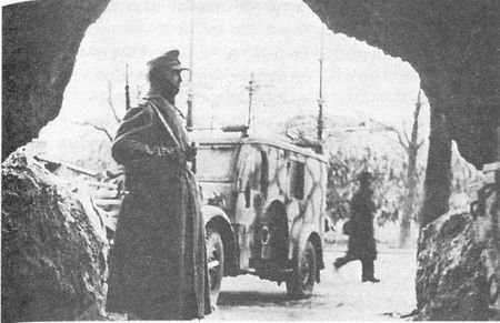 100 дней в кровавом аду. Будапешт — «дунайский Сталинград»? - i_055.jpg