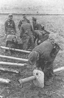 «Фаустники» в бою - i_037.jpg