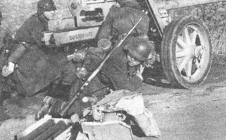 «Фаустники» в бою - i_084.jpg