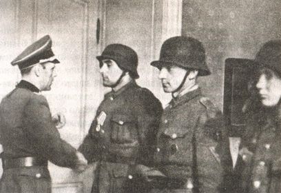 Последняя крепость Рейха - i_043.jpg