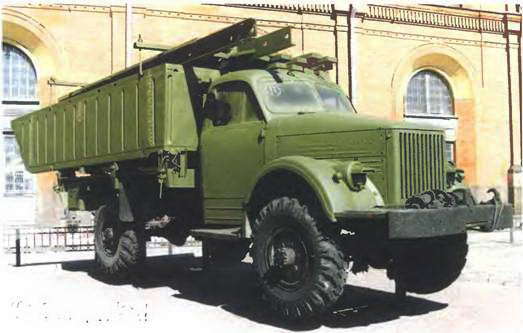 Энциклопедия военных автомобилей 1769~2006 гг. А-И - pic_478.jpg