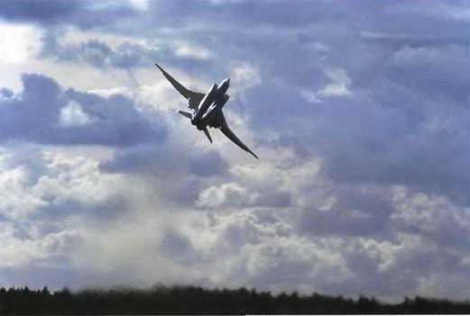 Энциклопедия современной военной авиации 1945-2002: Часть 3. Фотоколлекция - pic_41.jpg