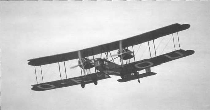 Энциклопедия современной военной авиации 1945-2002: Часть 1. Самолеты - pic_15.jpg