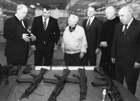 Михаил Калашников - i_024.jpg