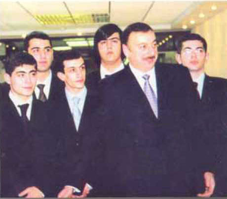 Ильхам Алиев - ia021c.jpg