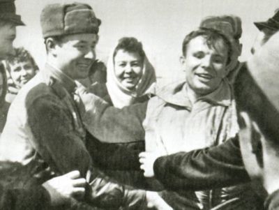 Юрий Гагарин - i_032.jpg