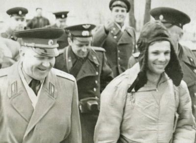 Юрий Гагарин - i_033.jpg