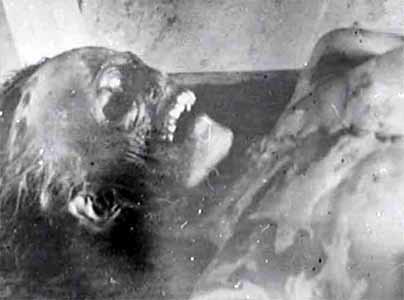 Смерть, идущая по следу… (интернет-версия) - Dyatloff_group_366_dybinina.jpg