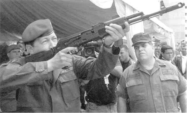 Уго Чавес. Одинокий революционер - i_053.jpg