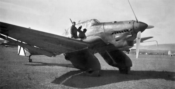 «Юнкерс-87». Stuka в бою - i_004.jpg