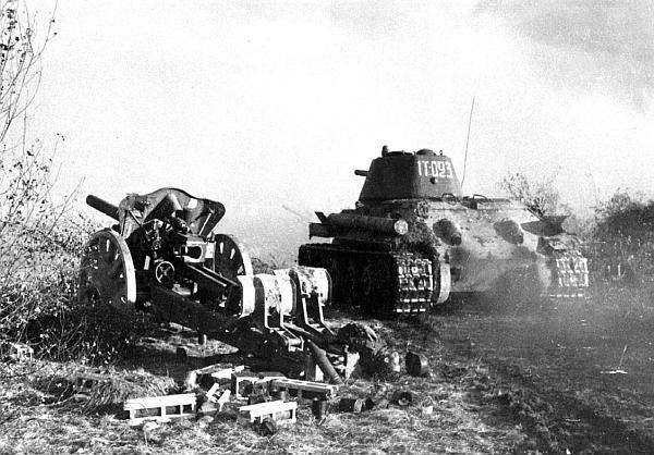 Советские танки в бою. От Т-26 до ИС-2 - _17.jpg