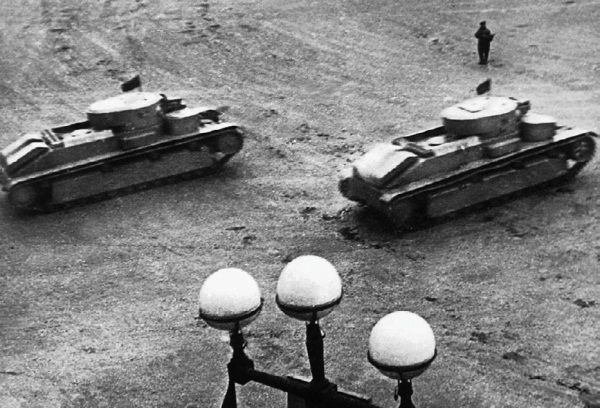 Сухопутные линкоры Сталина - i_017.jpg