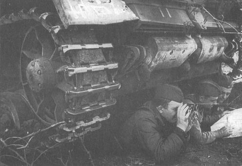 Крупнейшие танковые сражения Второй мировой войны. Аналитический обзор - i_037.jpg