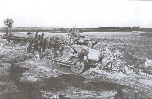 У стен Ленинграда - i_020.jpg