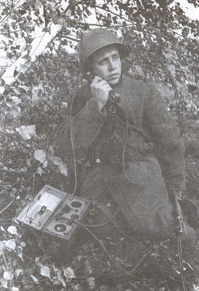 У стен Ленинграда - i_026.jpg