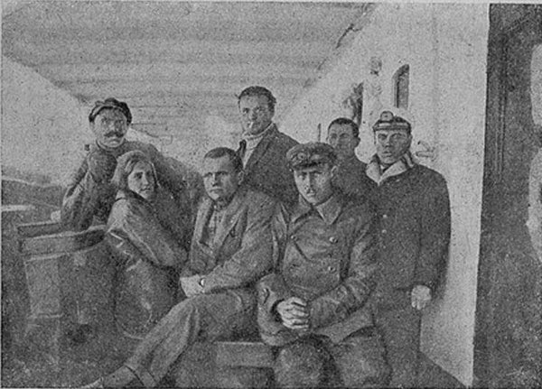 На «Литке» к острову Врангеля - i_006.jpg